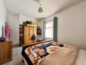 Bed 1- click for photo gallery